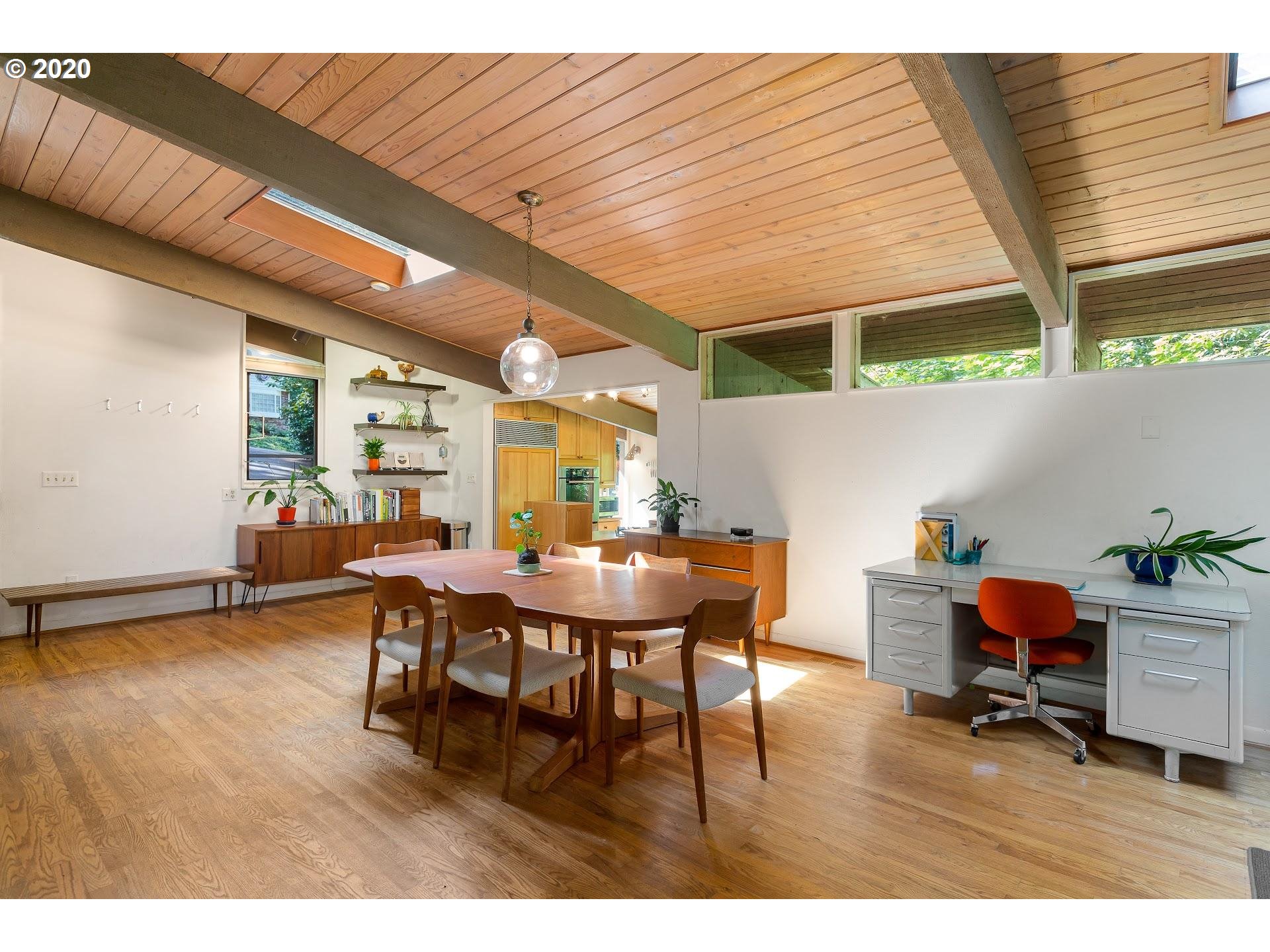 2811 Park Road Lake Oswego, OR 97034 - Photo 9 of 29 Gallery Image 9