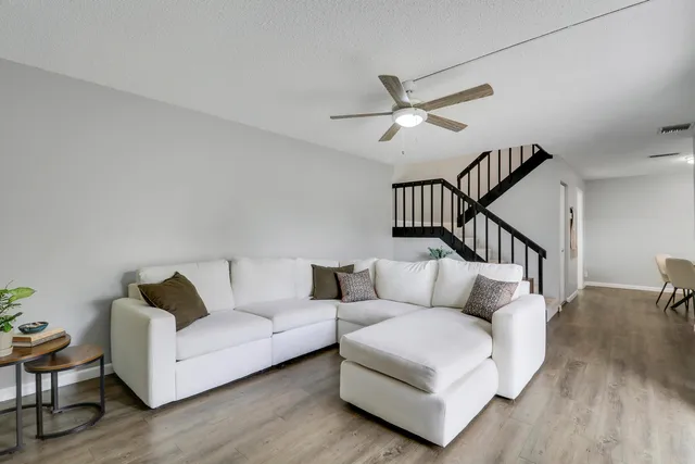 $297,000 | 187 Woodland Road, Palm Springs, FL 33461