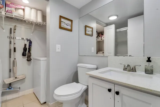 $297,000 | 187 Woodland Road, Palm Springs, FL 33461