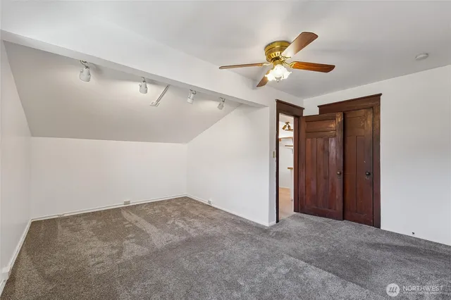 $2,500 | 1220 North 44th Street, Seattle, WA 98103