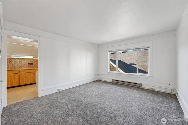 $2,500 | 1220 North 44th Street, Seattle, WA 98103