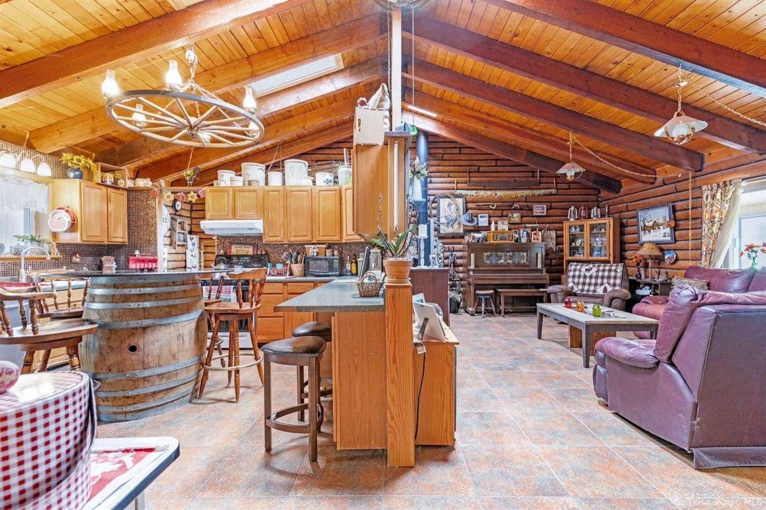 29561 Fawn Way Tehachapi, CA 93561 - Photo 5 of 36 Gallery Image 5