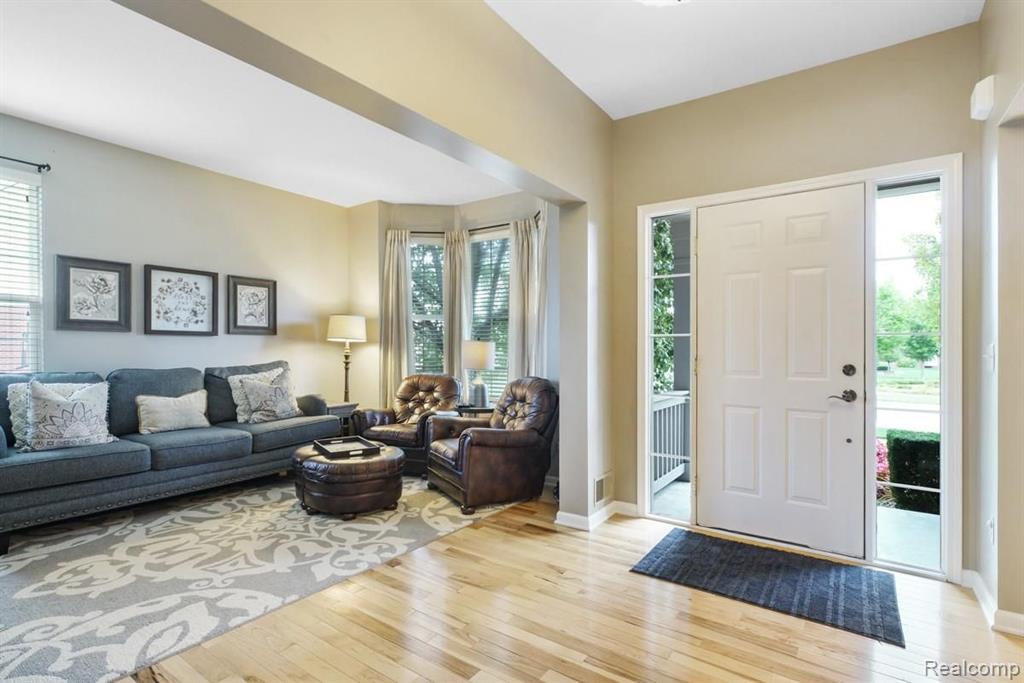 648 Wade Court Rochester Hills, MI 48307 - Photo 12 of 45