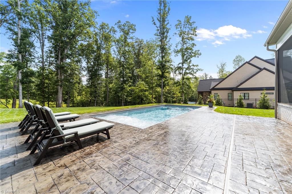 7604 Pemberly Court Oak Ridge, NC 27310 - Photo 3 of 49