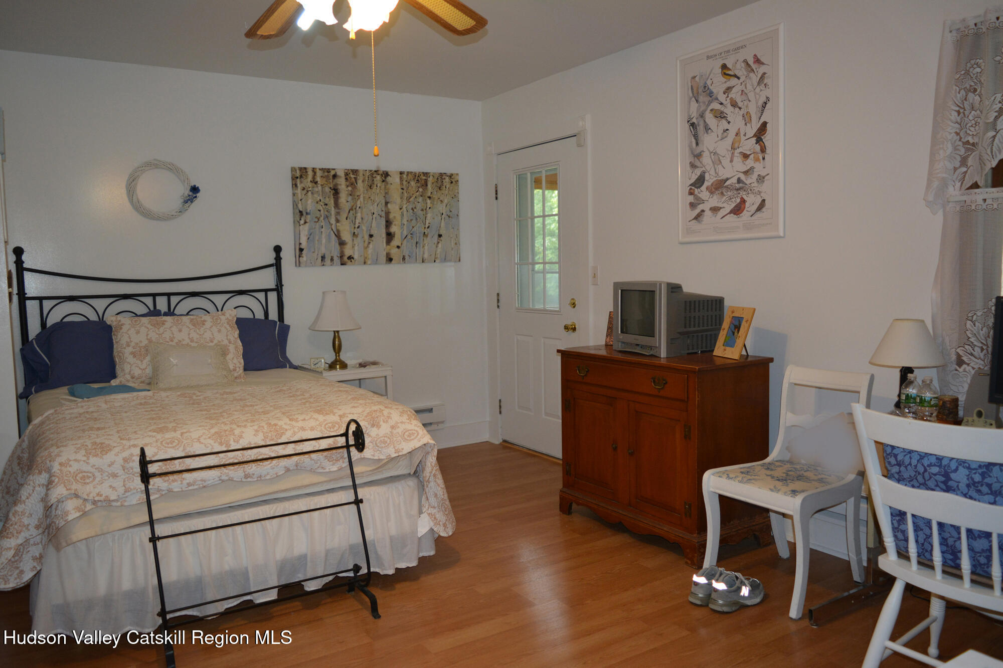 189 Peck Road Windham, NY 12454 - Photo 9 of 20 LargestBedroom