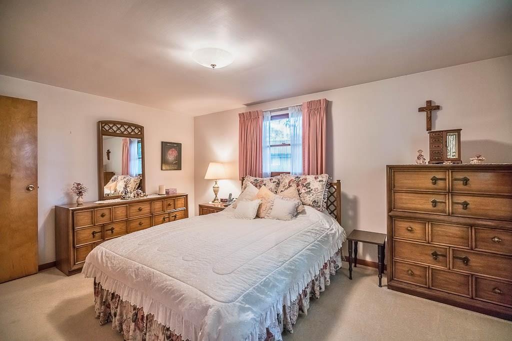 322 Nichols Road Pittsburgh, PA 15237 - Photo 13 of 25
