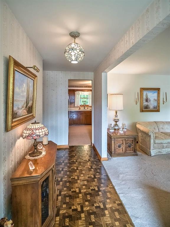 322 Nichols Road Pittsburgh, PA 15237 - Photo 3 of 25