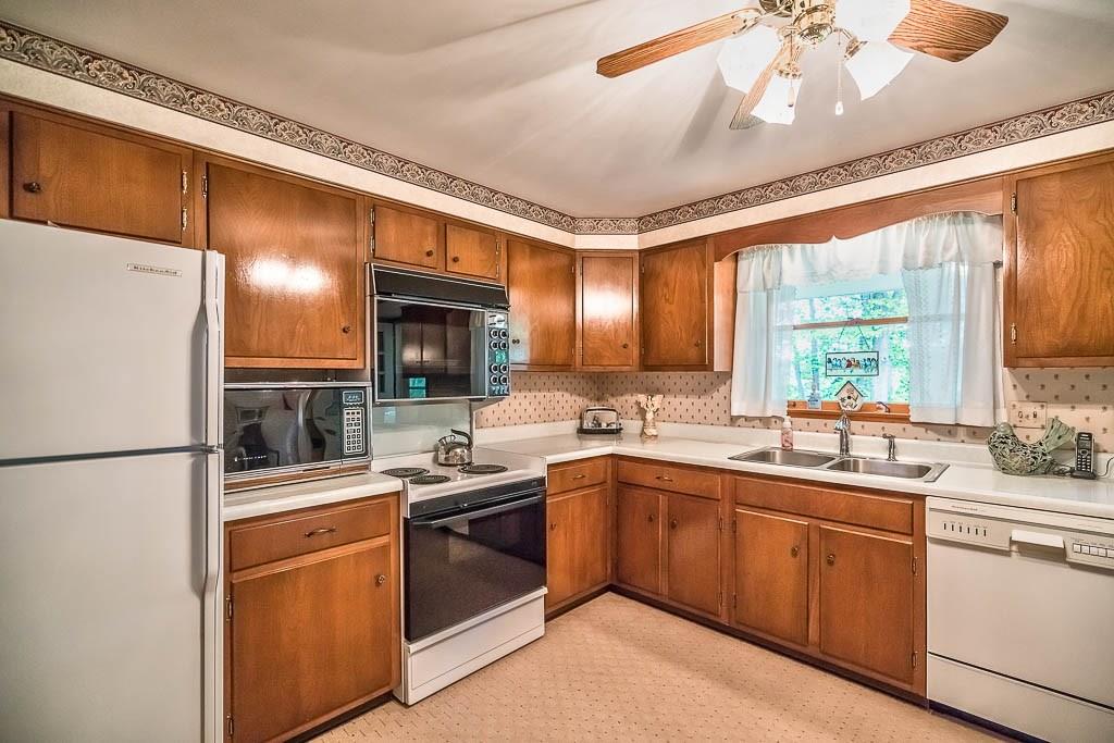 322 Nichols Road Pittsburgh, PA 15237 - Photo 9 of 25