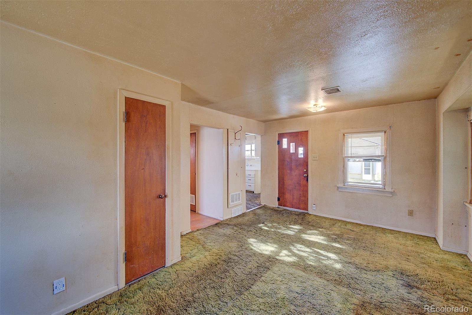 237 Stuart Street Denver, CO 80219 - Photo 34 of 49 Gallery Image 34