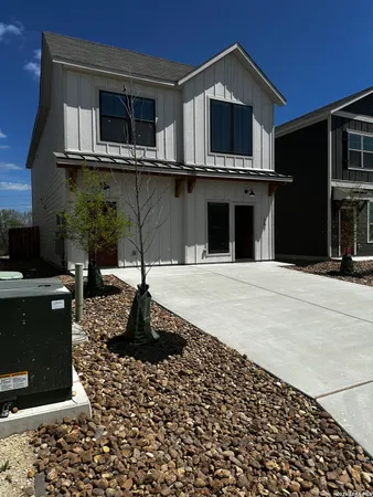 $1,700 | 7146 Magnolia Creek, Unit 101, San Antonio, TX 78252