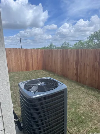 $1,700 | 7146 Magnolia Creek, Unit 101, San Antonio, TX 78252