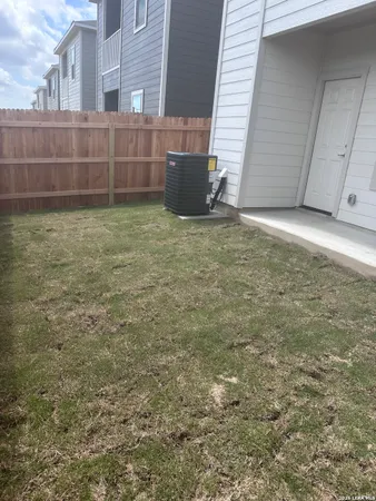$1,700 | 7146 Magnolia Creek, Unit 101, San Antonio, TX 78252