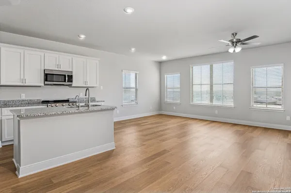 $1,700 | 7146 Magnolia Creek, Unit 101, San Antonio, TX 78252
