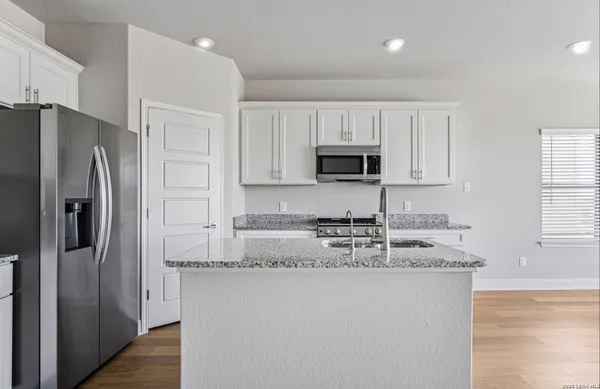 $1,700 | 7146 Magnolia Creek, Unit 101, San Antonio, TX 78252