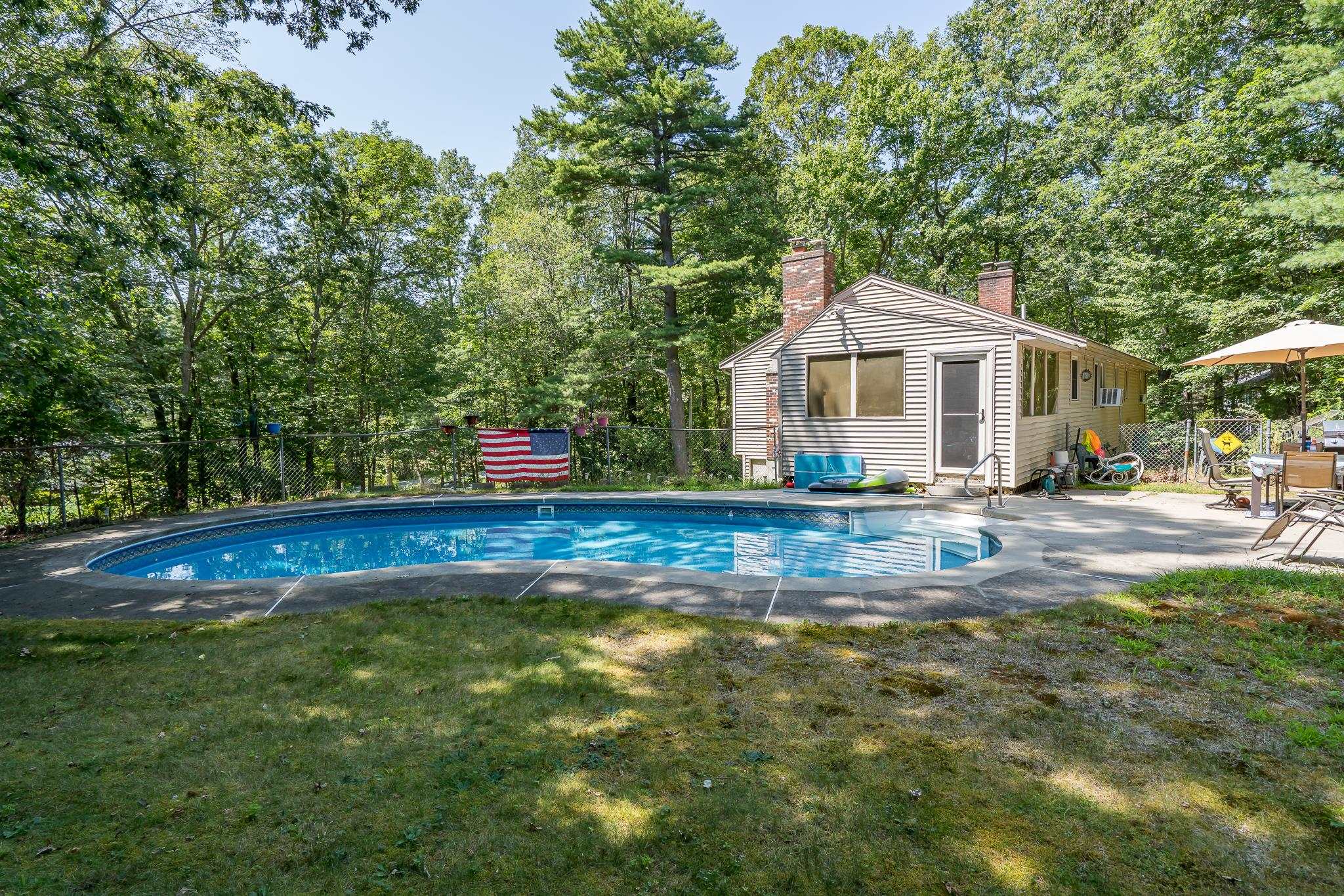 32 Island Pond Road Atkinson, NH 03811 - Photo 12 of 41 Gallery Image 12