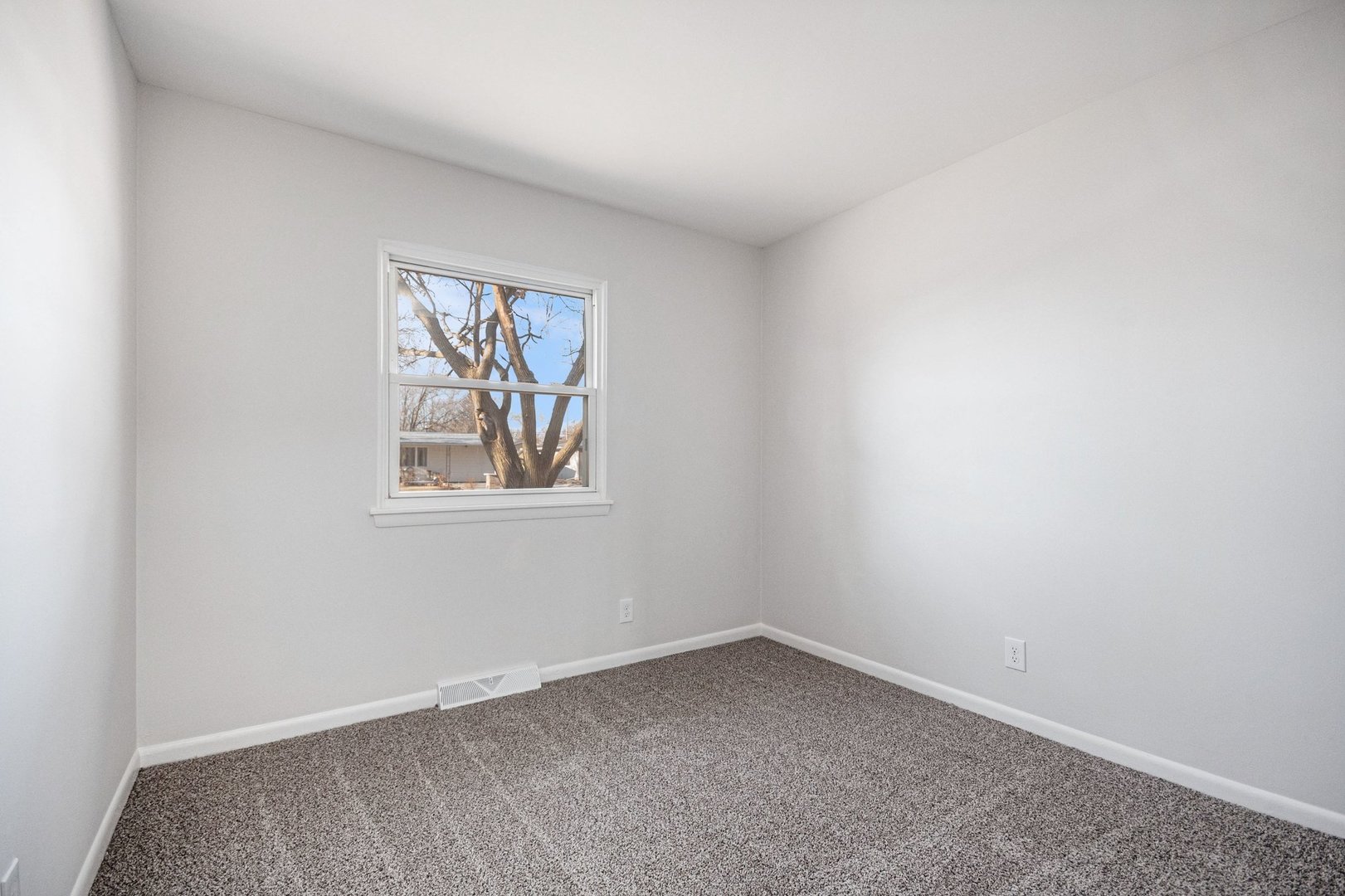 20 Durango Road Montgomery, IL 60538 - Photo 7 of 15 Gallery Image 7