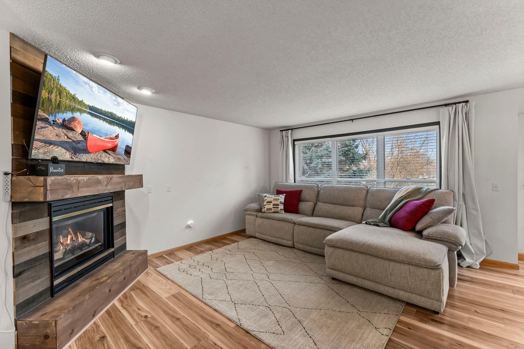 18840 Enhance Court Farmington, MN 55024 - Photo 9 of 34