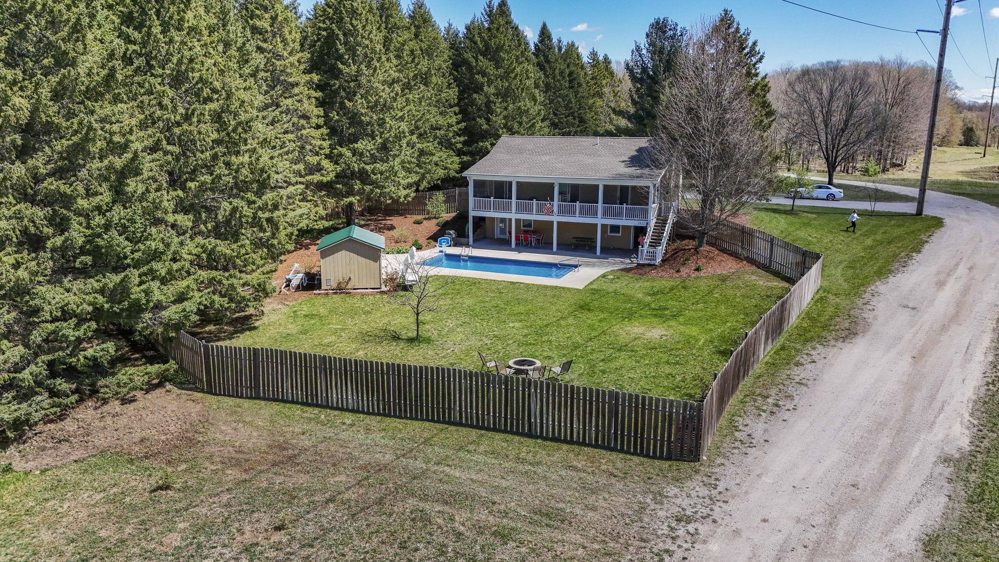 1932 Rasho Road Traverse City, MI 49696 - Photo 30 of 38 1921885-1f7b1c05-14d0-4979-b2ae-4fcfb663050e.JPG