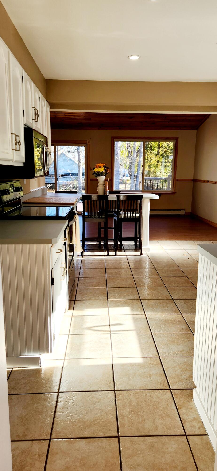 62 Lynde Street Plattsburgh, NY 12901 - Photo 8 of 26 Gallery Image 8