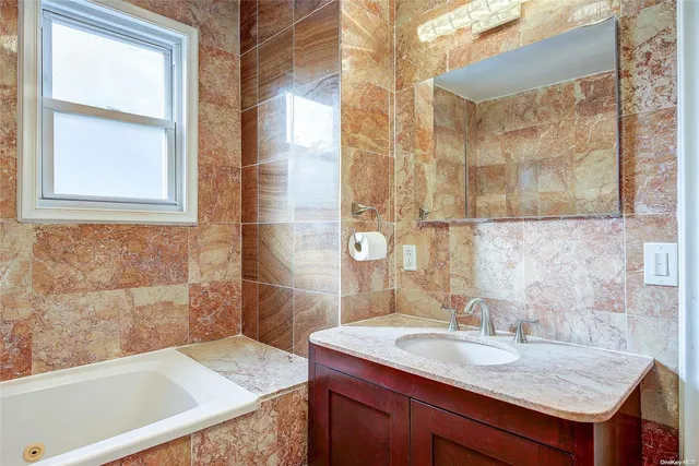 $799,000 | 21 Fremont Road, Valley Stream, NY 11581