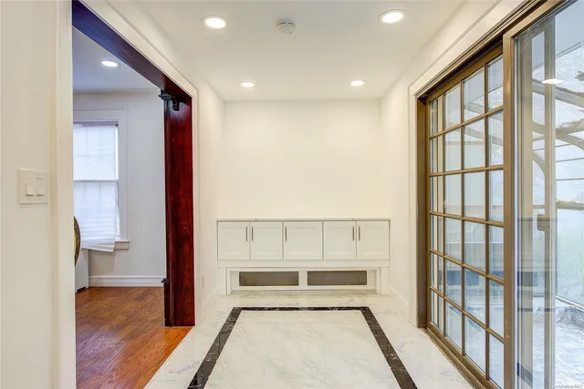 $799,000 | 21 Fremont Road, Valley Stream, NY 11581