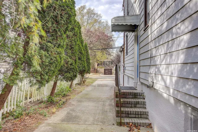 $799,000 | 21 Fremont Road, Valley Stream, NY 11581