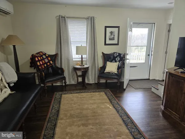 $1,825 | 1358 Graves Mill Road, Madison, VA 22727