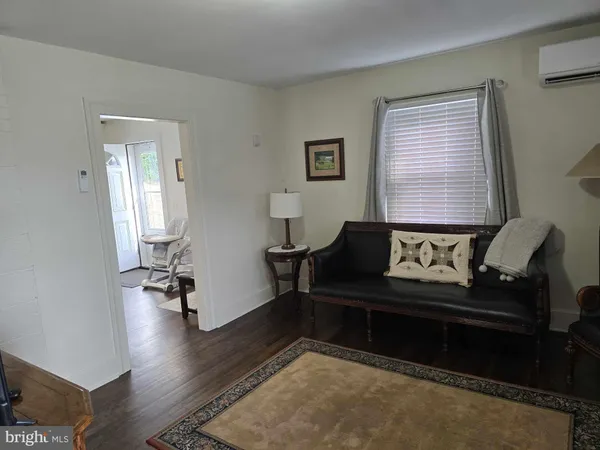 $1,825 | 1358 Graves Mill Road, Madison, VA 22727