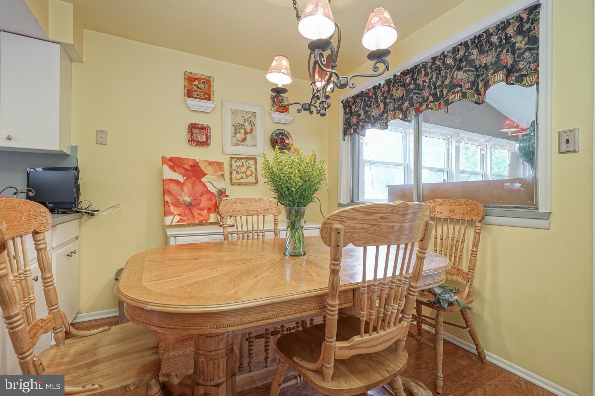 8 Hartford Road Laurel Springs, NJ 08021 - Photo 11 of 31