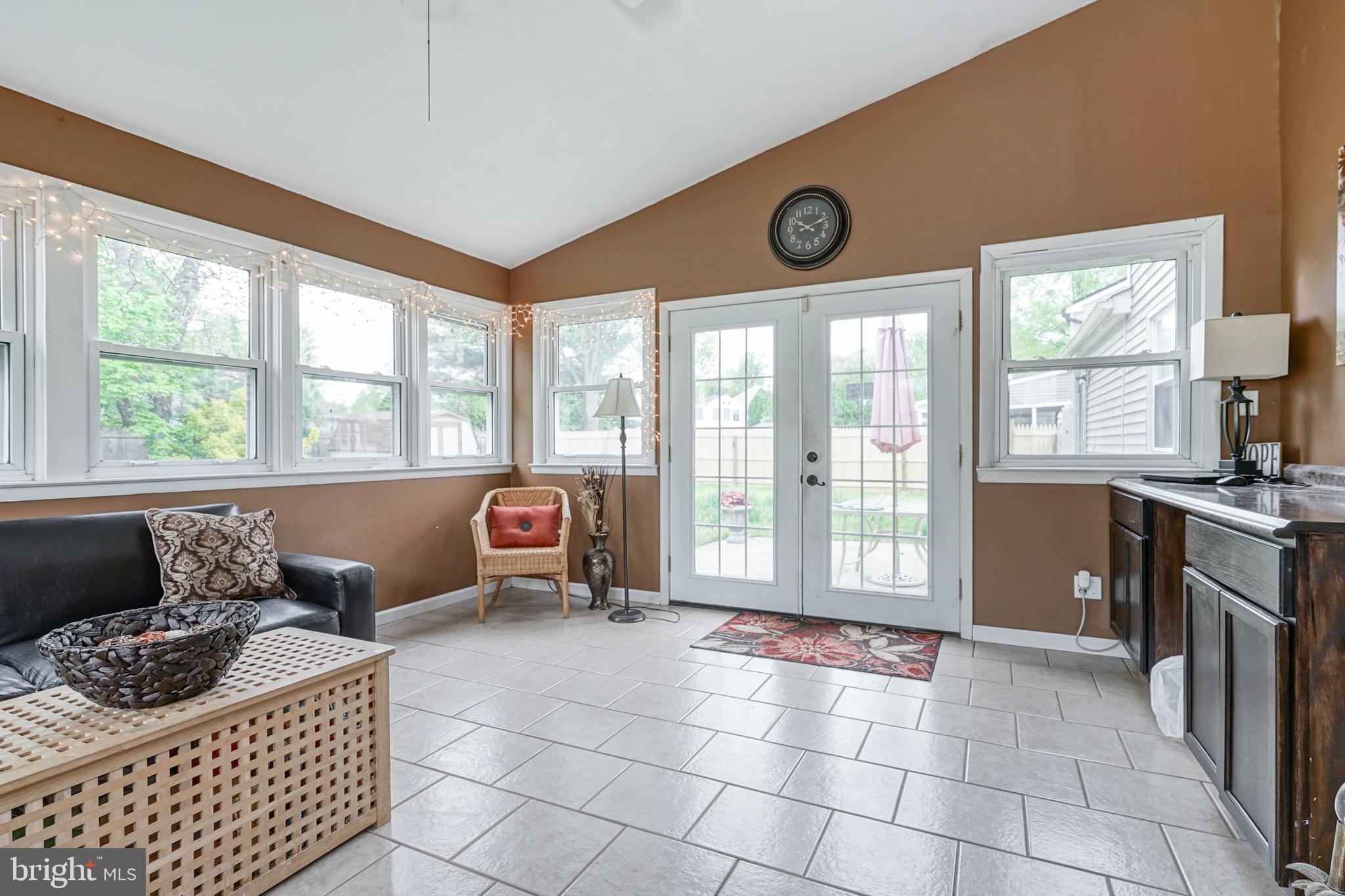 8 Hartford Road Laurel Springs, NJ 08021 - Photo 15 of 31