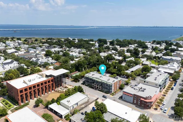 $364,000 | 415 East Romana Street, Unit 104, Pensacola, FL 32502