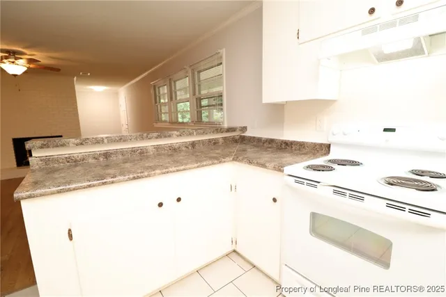 $1,695 | 1426 Trinity Circle, Raleigh, NC 27607