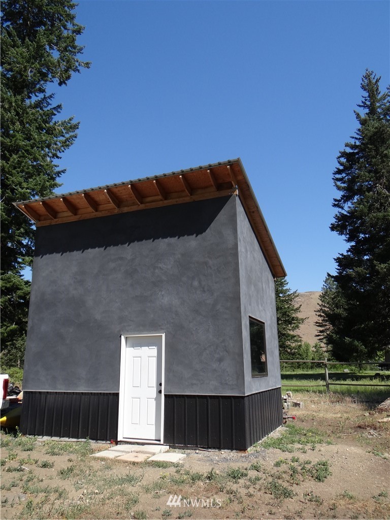 77 Twisp River Road Twisp, WA 98856 - Photo 6 of 18 Gallery Image 6