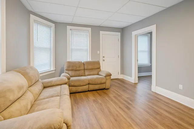 $1,100 | 1519 Superior Street, Unit LOWR, Racine, WI 53402