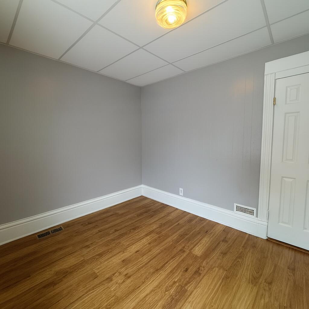 1519 Superior Street, Unit LOWR Racine, WI 53402 - Photo 8 of 12 Bedroom2