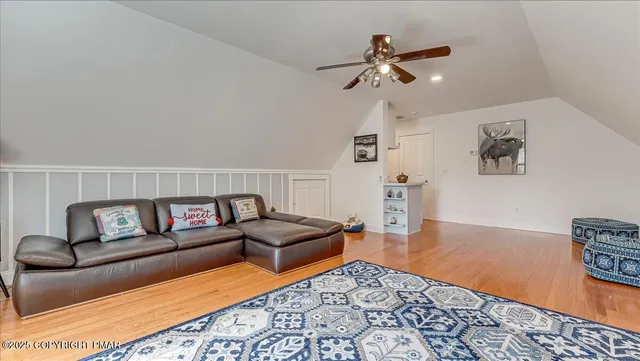 $780,000 | 389 Joanne Court, Bartonsville, PA 18321