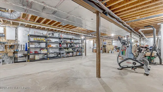 $780,000 | 389 Joanne Court, Bartonsville, PA 18321