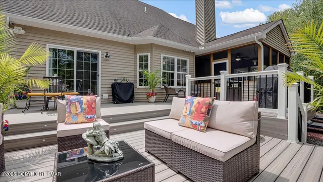 $780,000 | 389 Joanne Court, Bartonsville, PA 18321