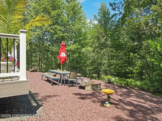 $780,000 | 389 Joanne Court, Bartonsville, PA 18321