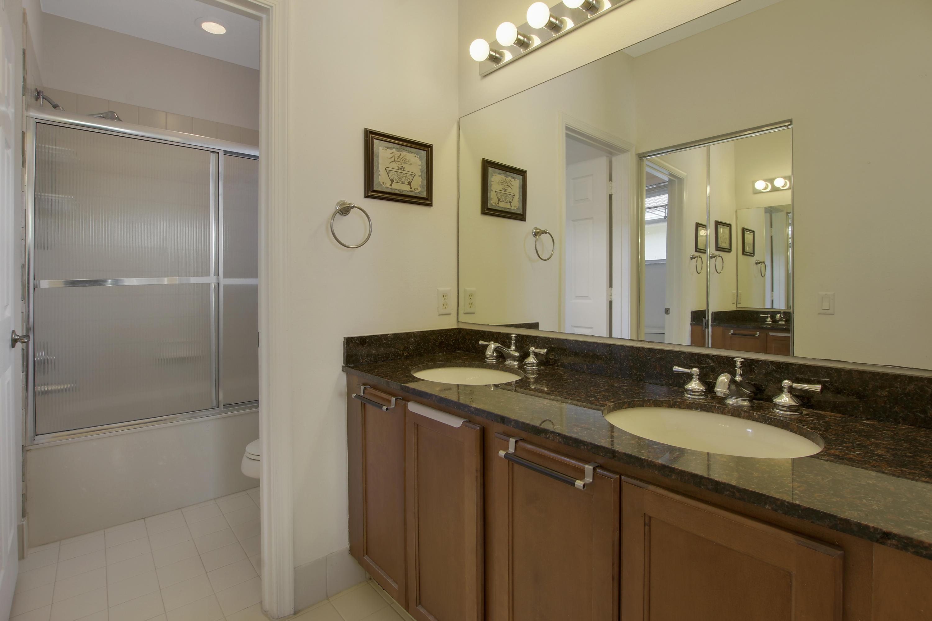 1818 Sonrisa Street Riviera Beach, FL 33404 - Photo 15 of 26 House-39
