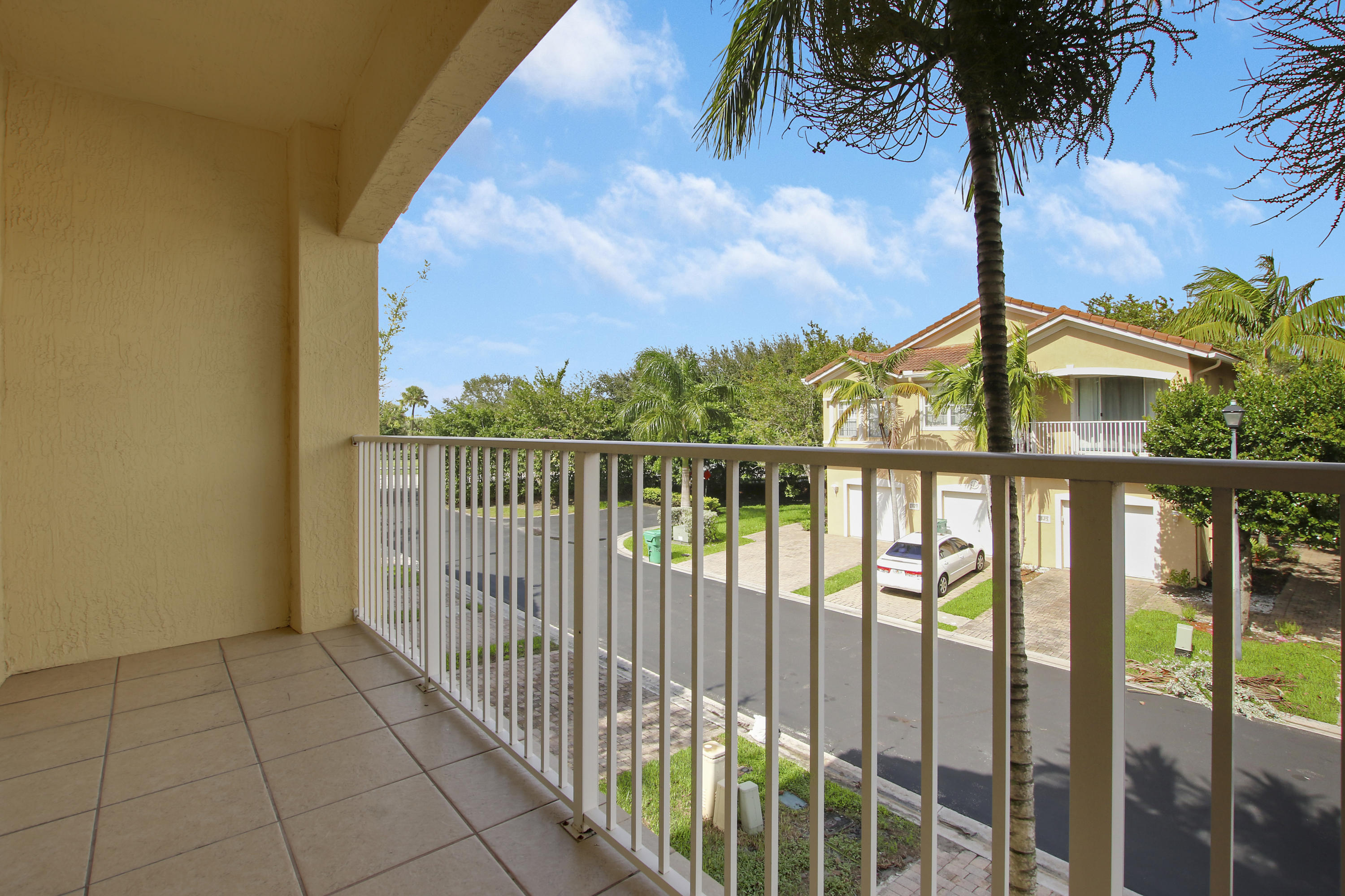 1818 Sonrisa Street Riviera Beach, FL 33404 - Photo 17 of 26 House-38