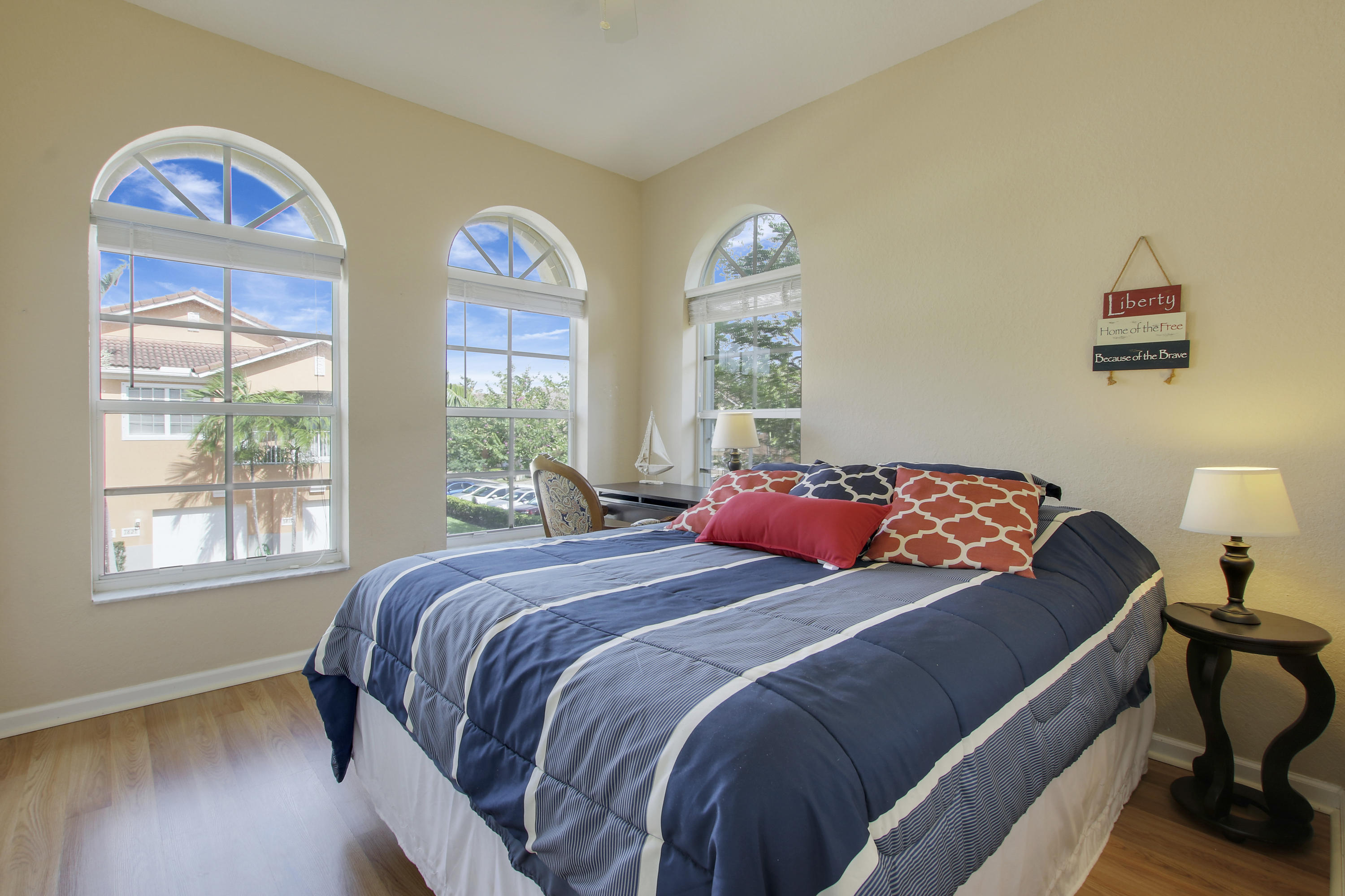 1818 Sonrisa Street Riviera Beach, FL 33404 - Photo 18 of 26 House-40