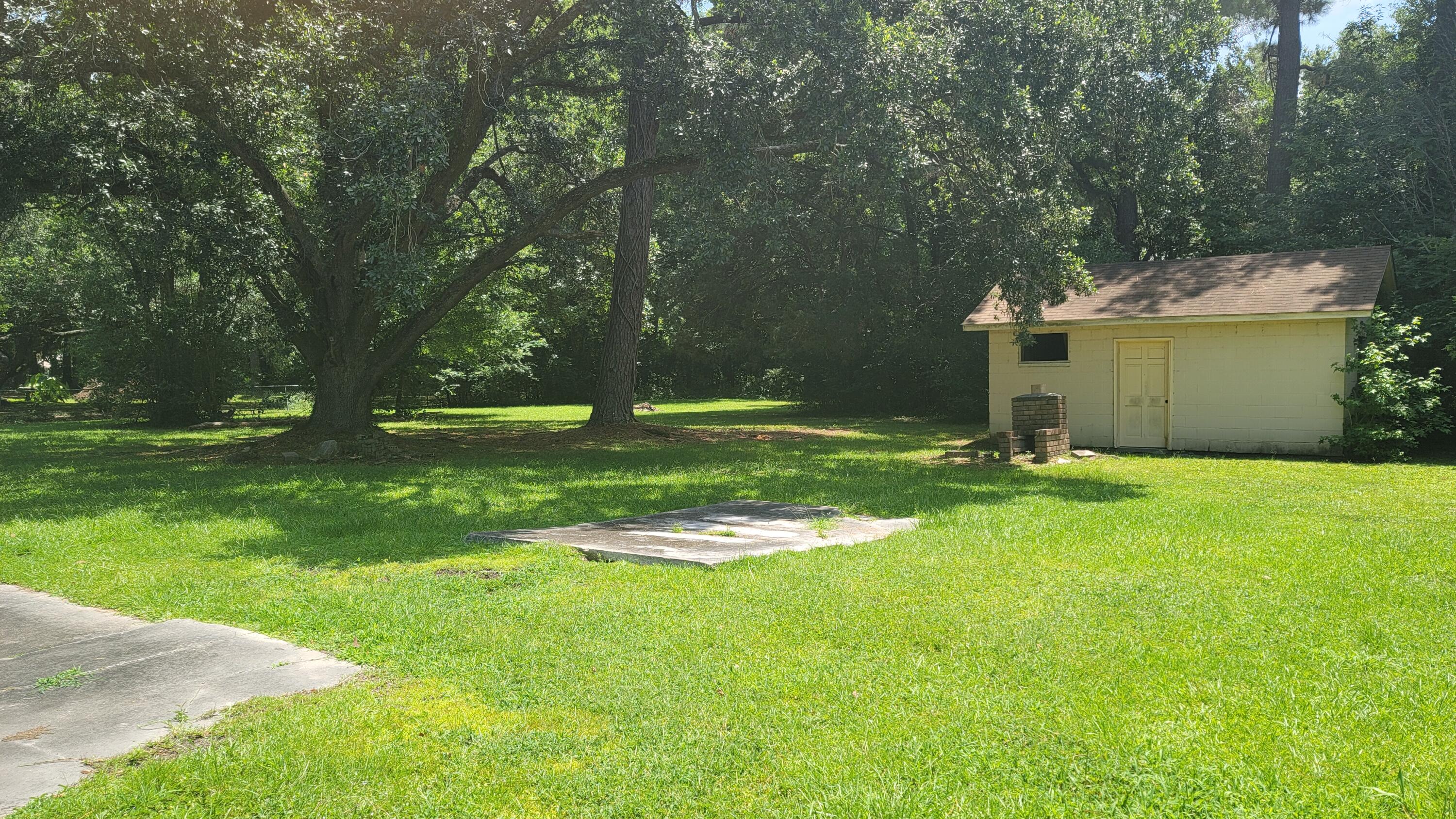 601 North Maple Street Summerville, SC 29483 - Photo 5 of 7 20210717_125049