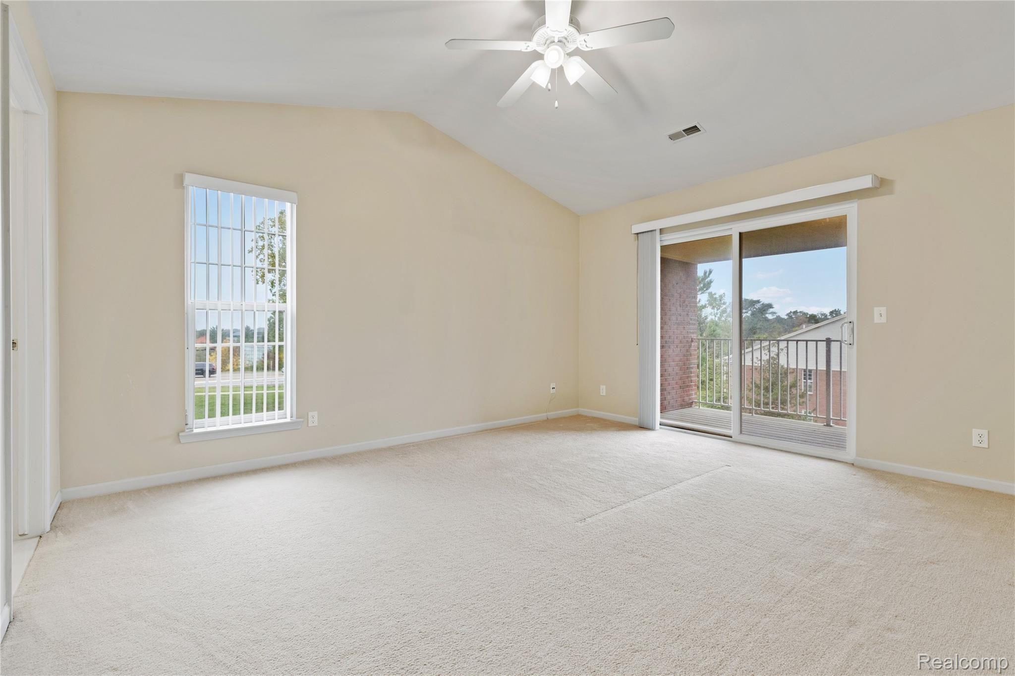 1802 Flagstone Circle Rochester, MI 48307 - Photo 19 of 26 1802 Flagstone Circle-19.jpg