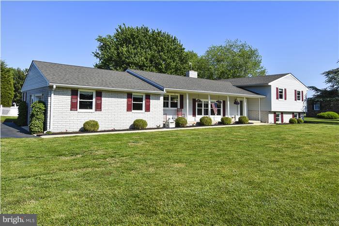 311 Bentons Pleasure Road Chester, MD 21619 - Photo 3 of 30 Exterior (Front)