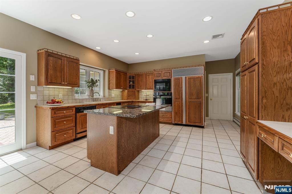190 Andover Mohawk Road Andover, NJ 07821 - Photo 12 of 24