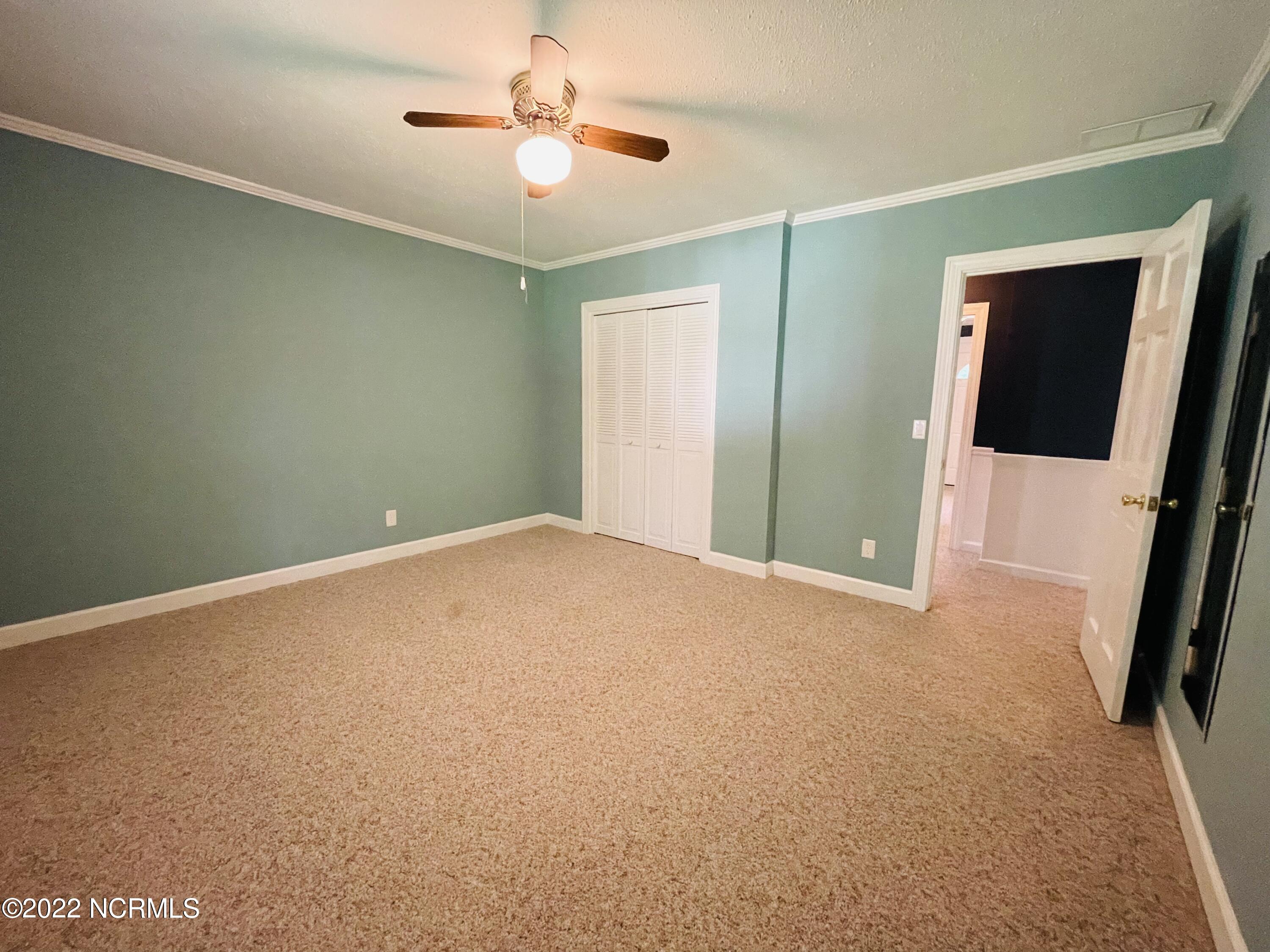 1244 Oakview Road Williamston, NC 27892 - Photo 33 of 58 Guest bedroom