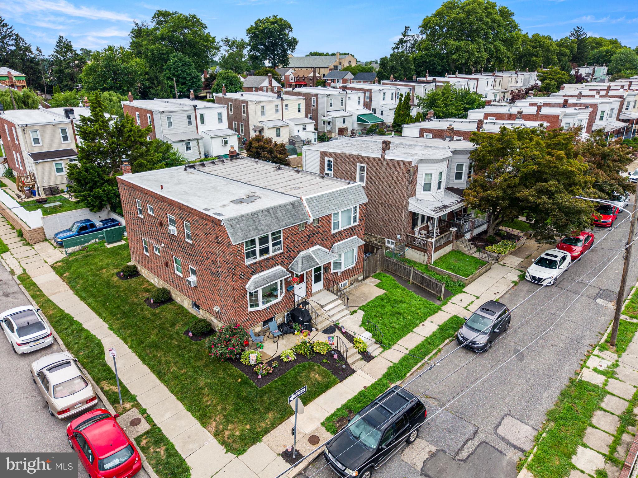 636 Arthur Street Philadelphia, PA 19111 - Photo 3 of 27