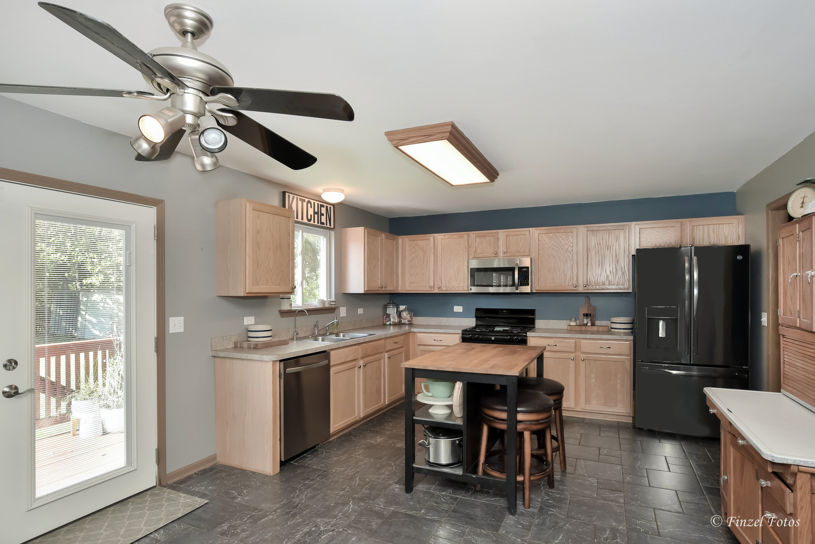 1002 Ruth Court Marengo, IL 60152 - Photo 5 of 18 Gallery Image 5