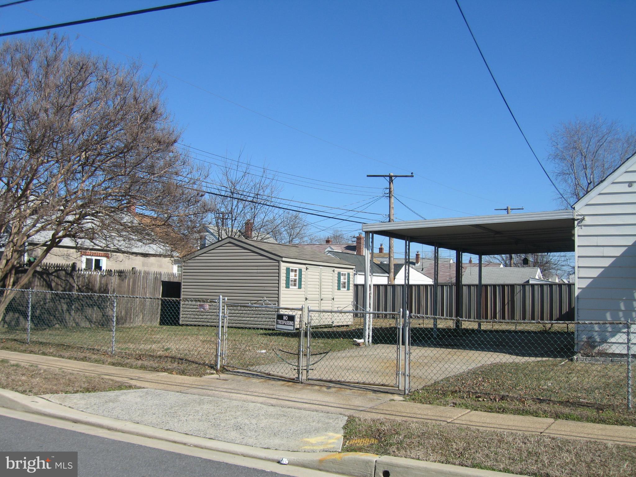8200 Watersedge Road Baltimore, MD 21222 - Photo 23 of 27 Exterior (Rear)